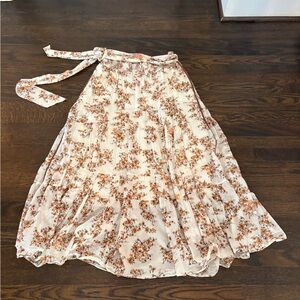 ME AND EM
Wisteria floral-print cotton and silk-blend maxi skirt - 10